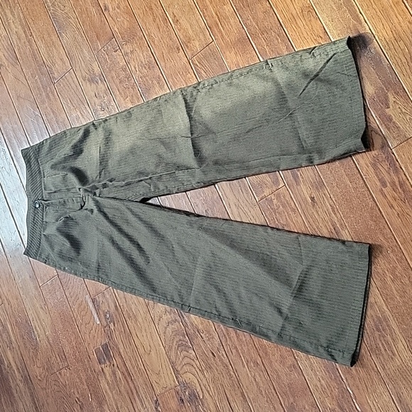 SHEIN Pants - Shein pleated front wide leg trousers